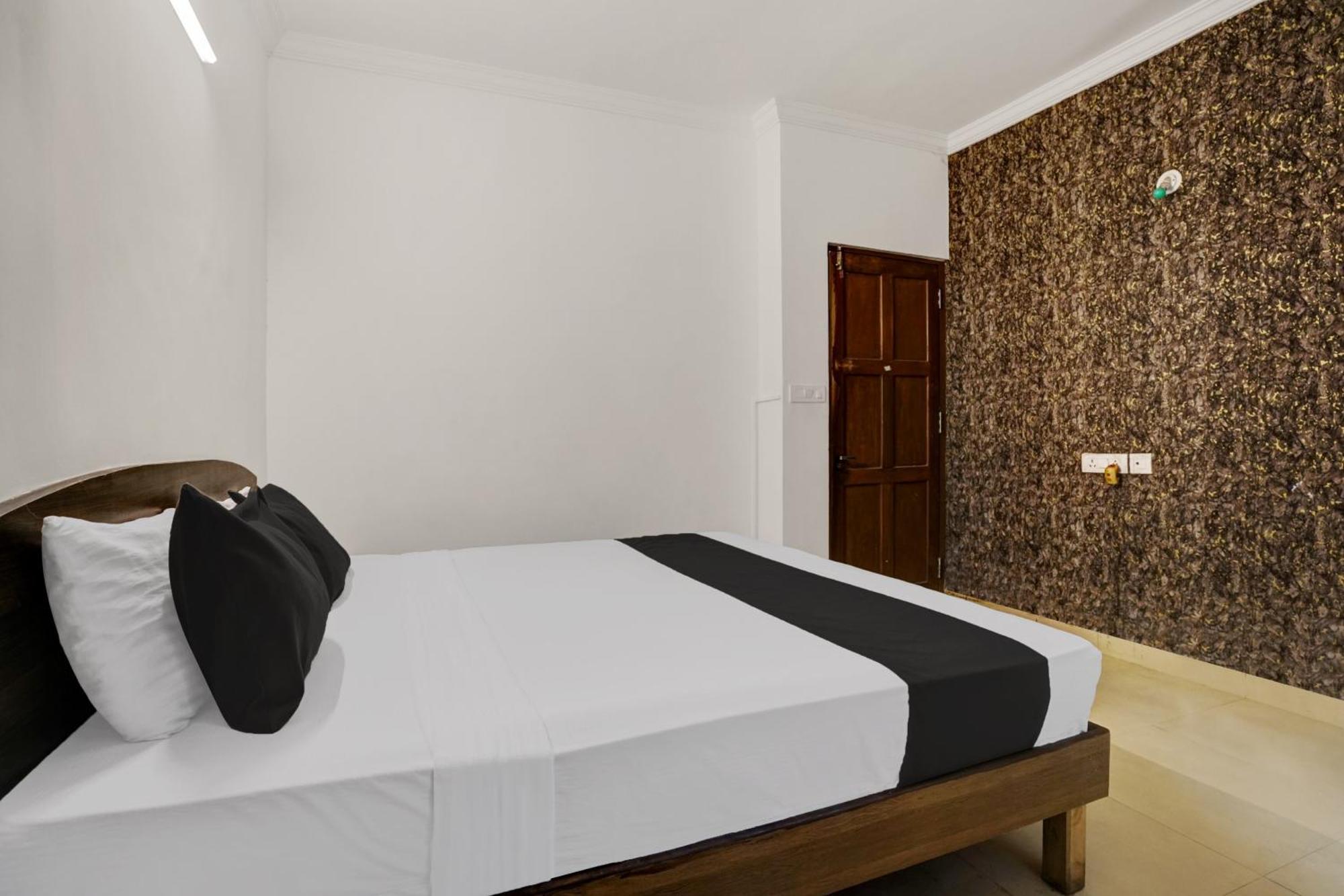 Super Hotel O Porvorim Sangolda Екстериор снимка