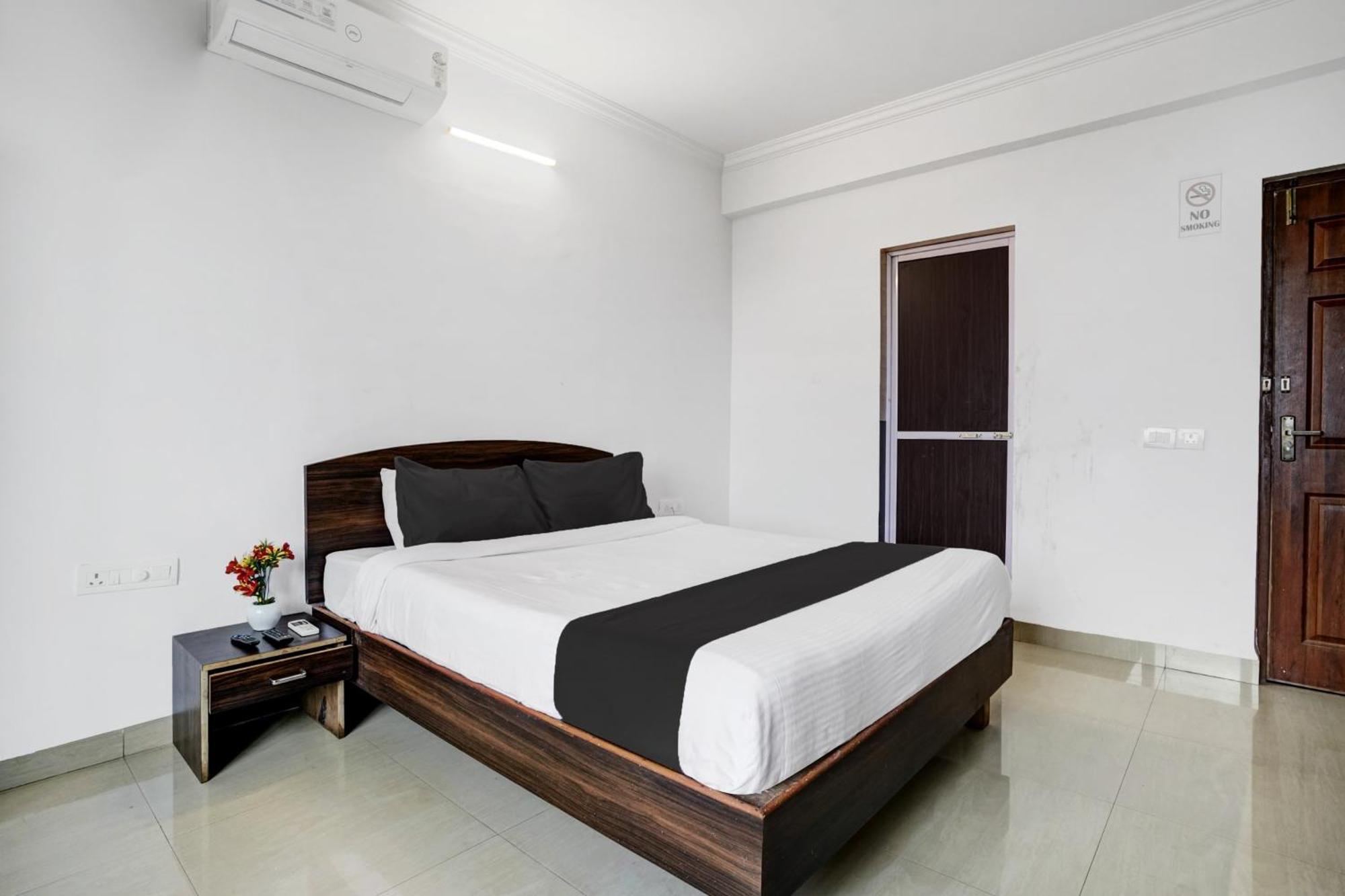Super Hotel O Porvorim Sangolda Екстериор снимка